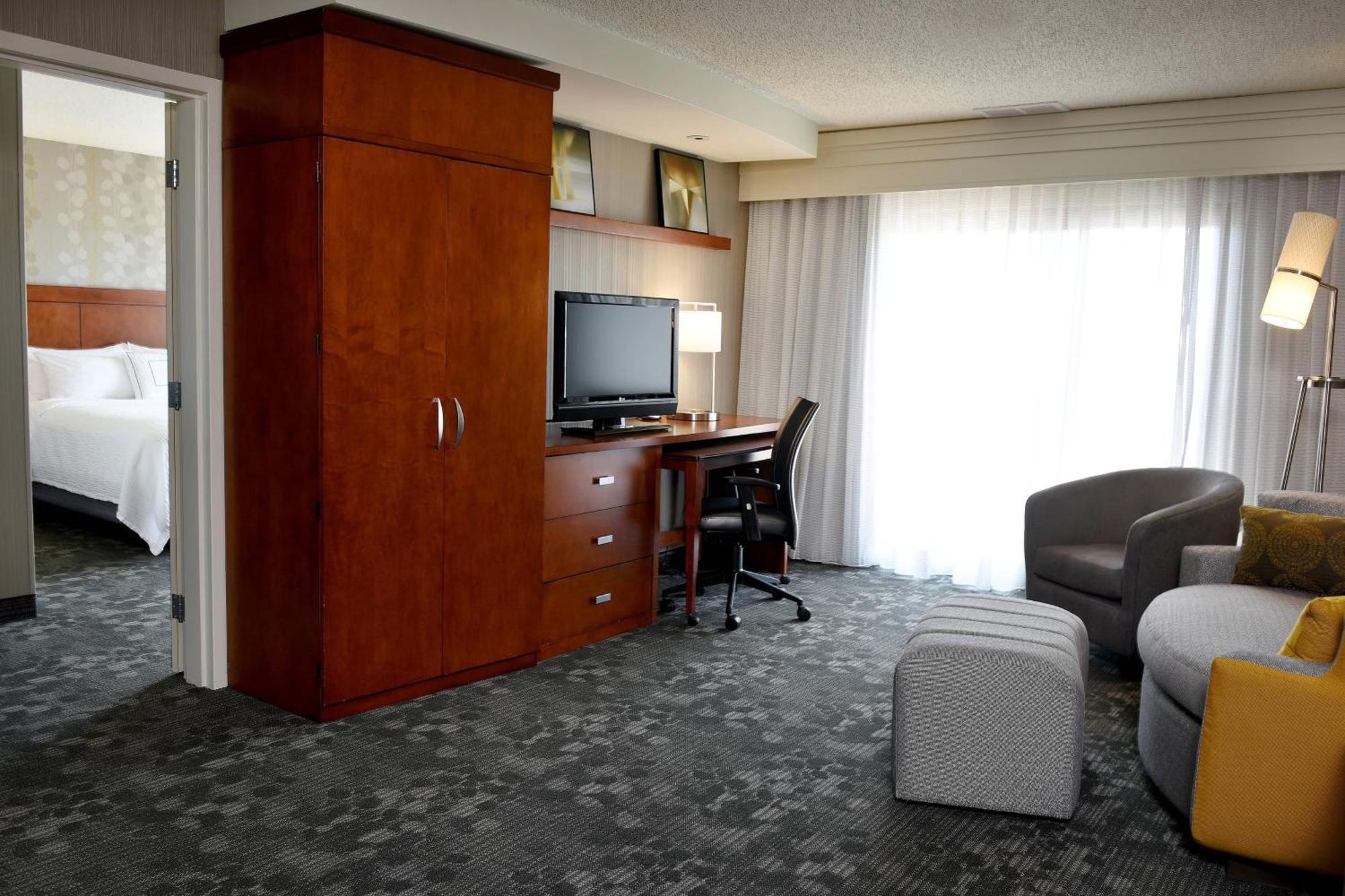 Courtyard By Marriott Sioux Falls Extérieur photo